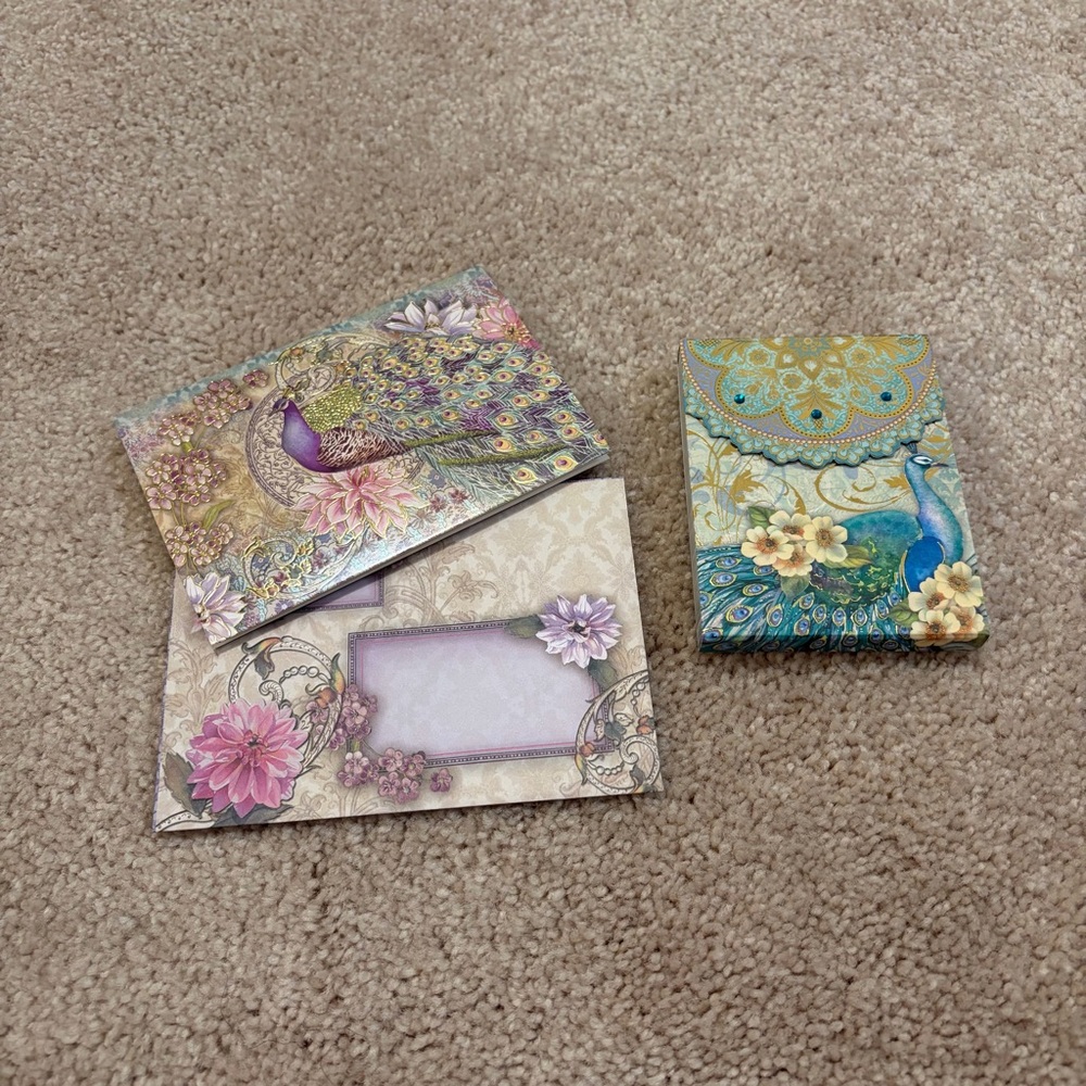 Punch Studio Peacock Greeting Card and Mini Notepad